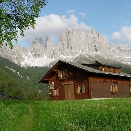 Апартаменты Berghuette Plafoetschalm Тирес Экстерьер фото